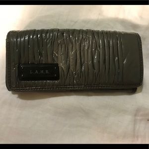 L.A.M.B wallet